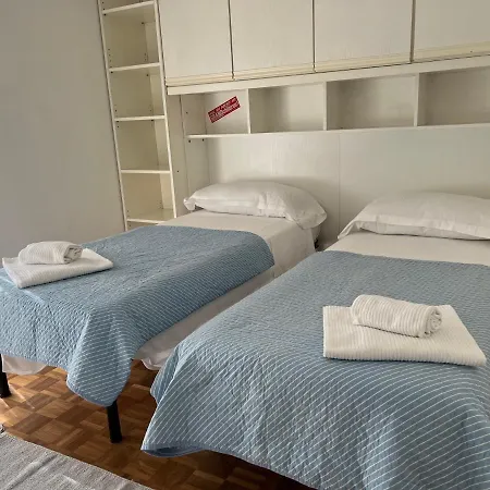 Liguria Holidays -sail Away Apartment *